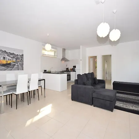 Villa In Alcobaca With Private Pool, Cleaning Included Alcobaca